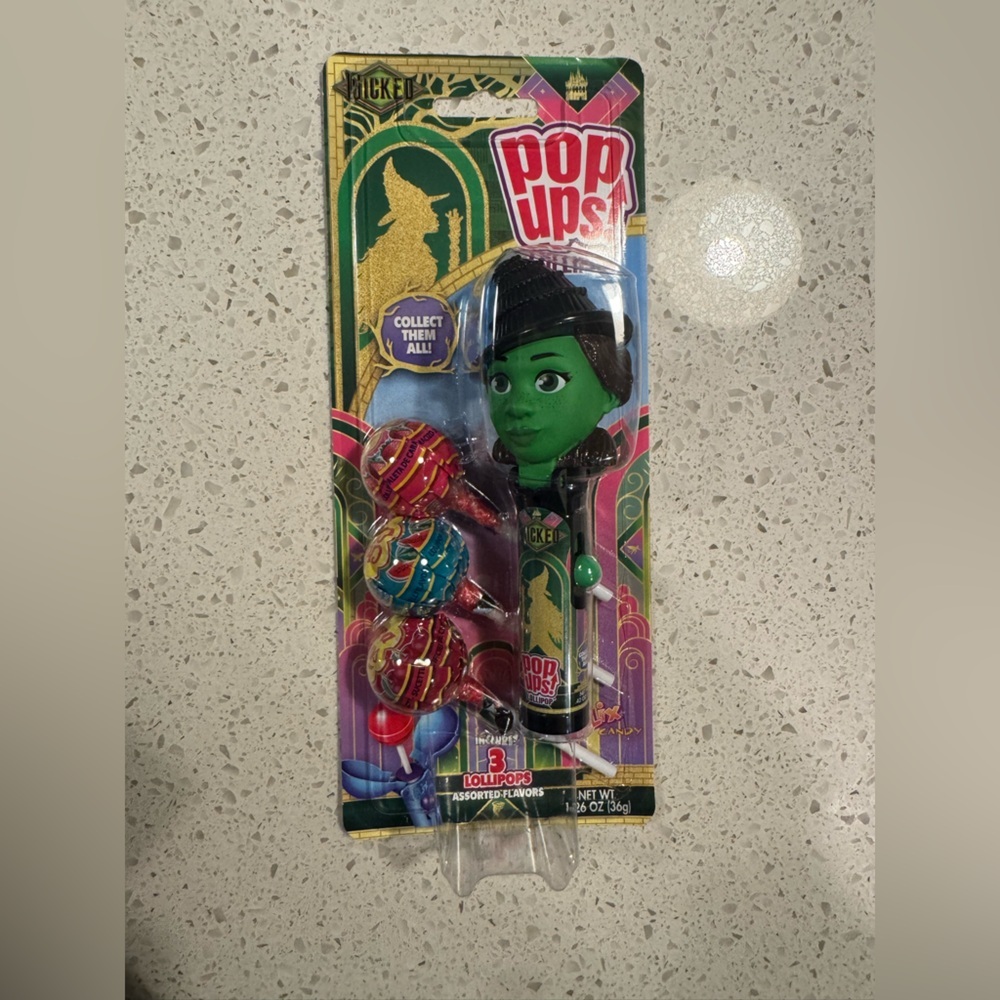 Wicked Elphaba Pop Ups Lollipop Holder with 3 lollipops NIB